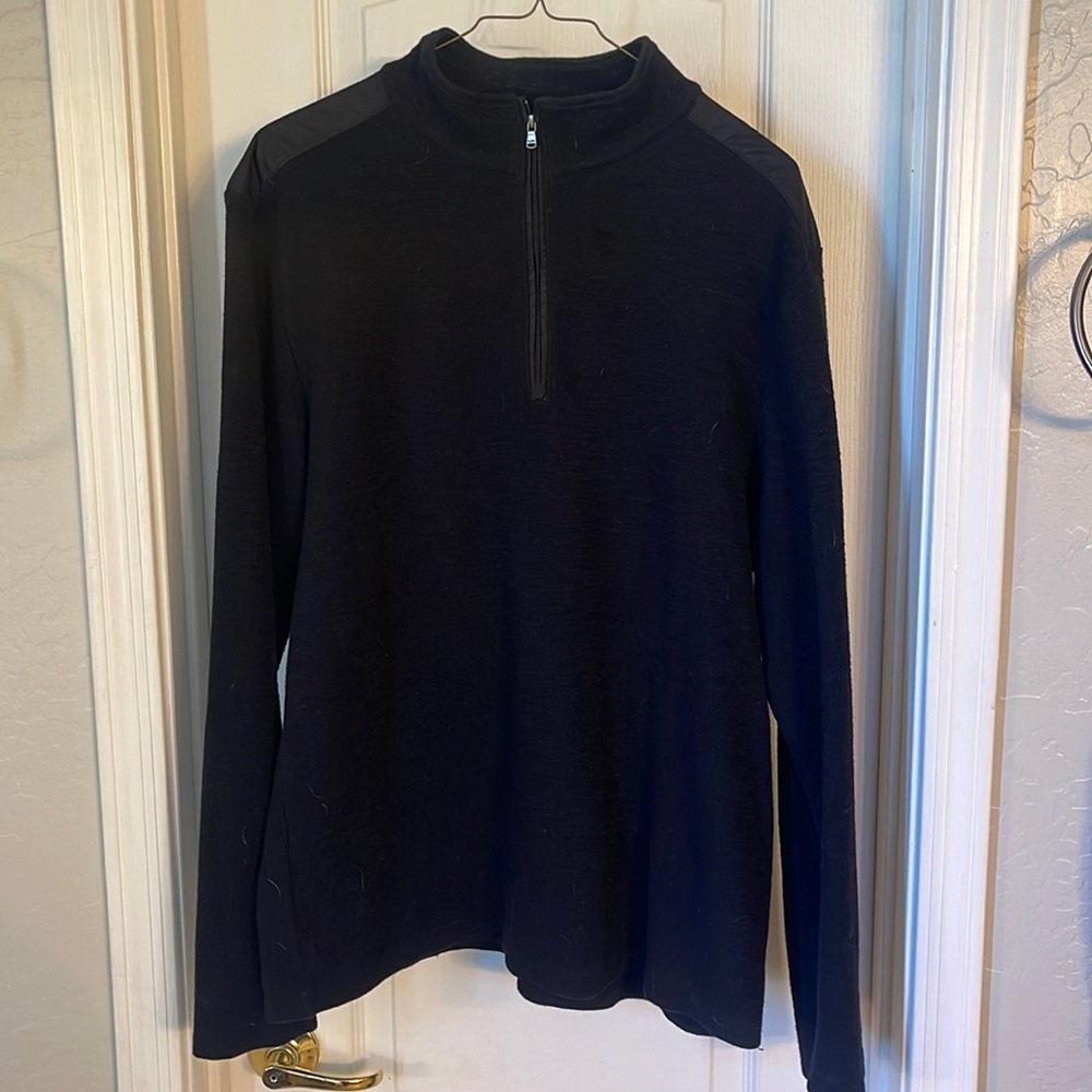 Men’s Michael Kors half zip sweater size XL